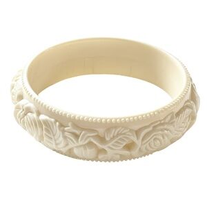 Vintage Cream Lucite Carved Floral Bangle Bracelet